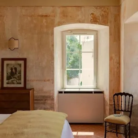 Luxury House With Pool - *