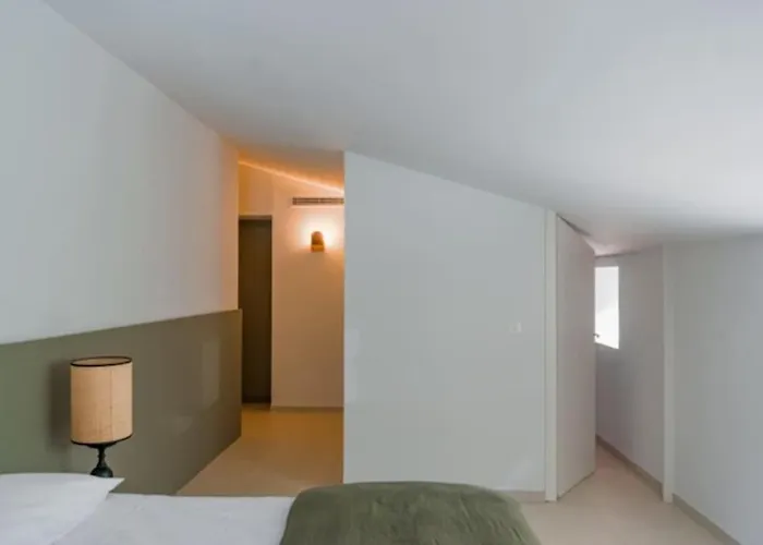 Luxury House With Pool - Villa Lumio (Corsica)