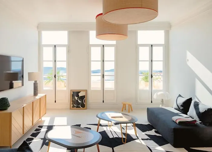 Luxury House With Pool -