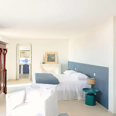 Luxury House With Pool -