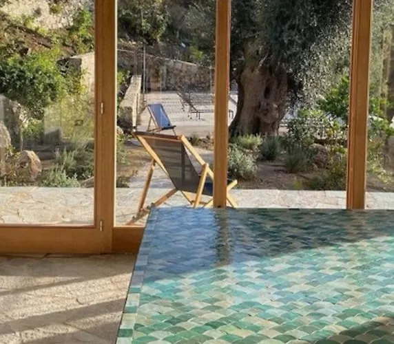 Luxury House With Pool - * Lumio (Corsica)