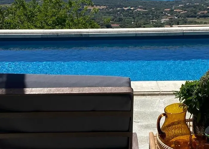 Luxury House With Pool -